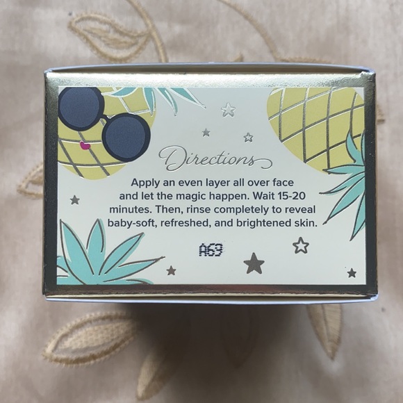 Too Faced pineapple glow moisturizing mask NEW! - Picture 2 of 4